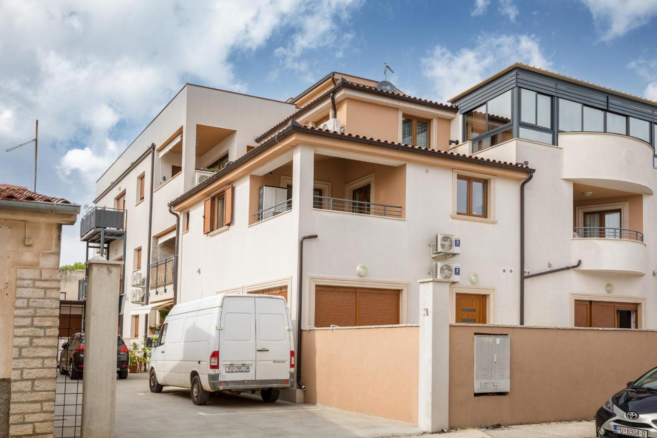 Apartment Bailey Pula Buitenkant foto
